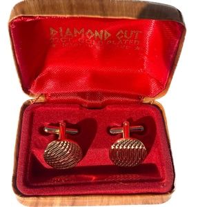 Vintage 60s Diamond cut 22k Gold Plated Cuff-Links Made in the UK 🇬🇧